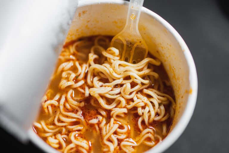mengapa bumbu mie instan tidak boleh dimasak